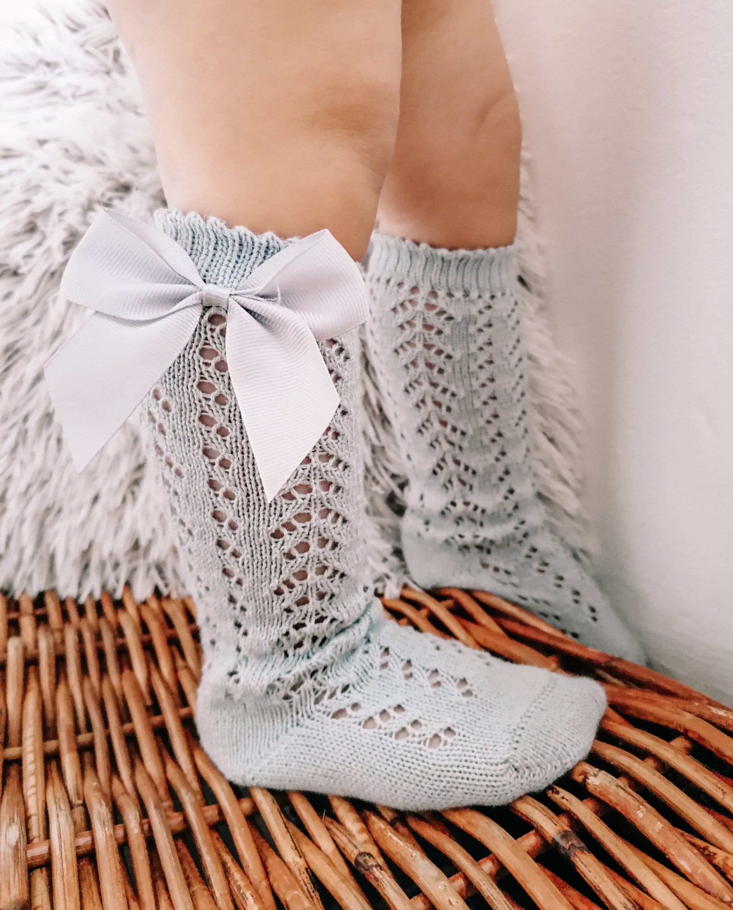 Openwork satin bow knee high socks