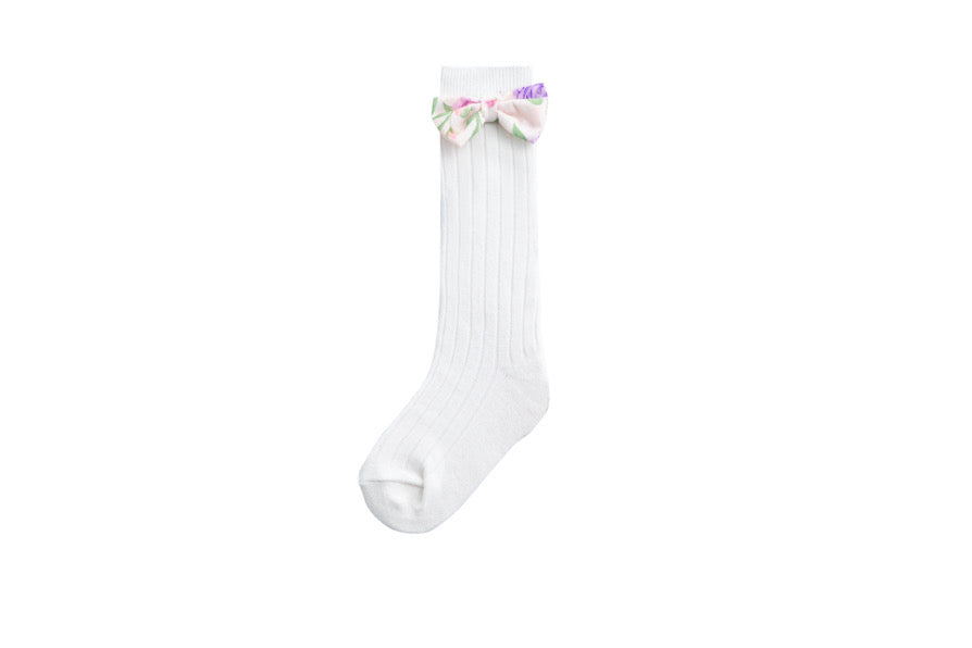 Matching bow socks s/24