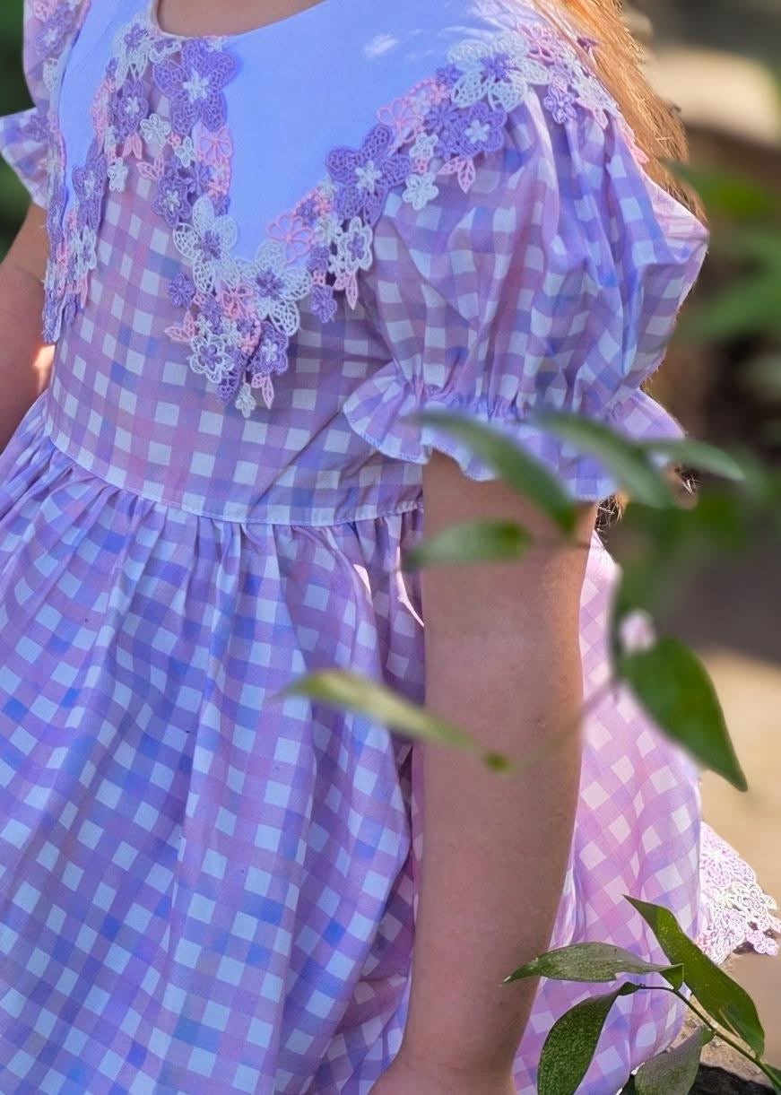Lilac daise gingham dress