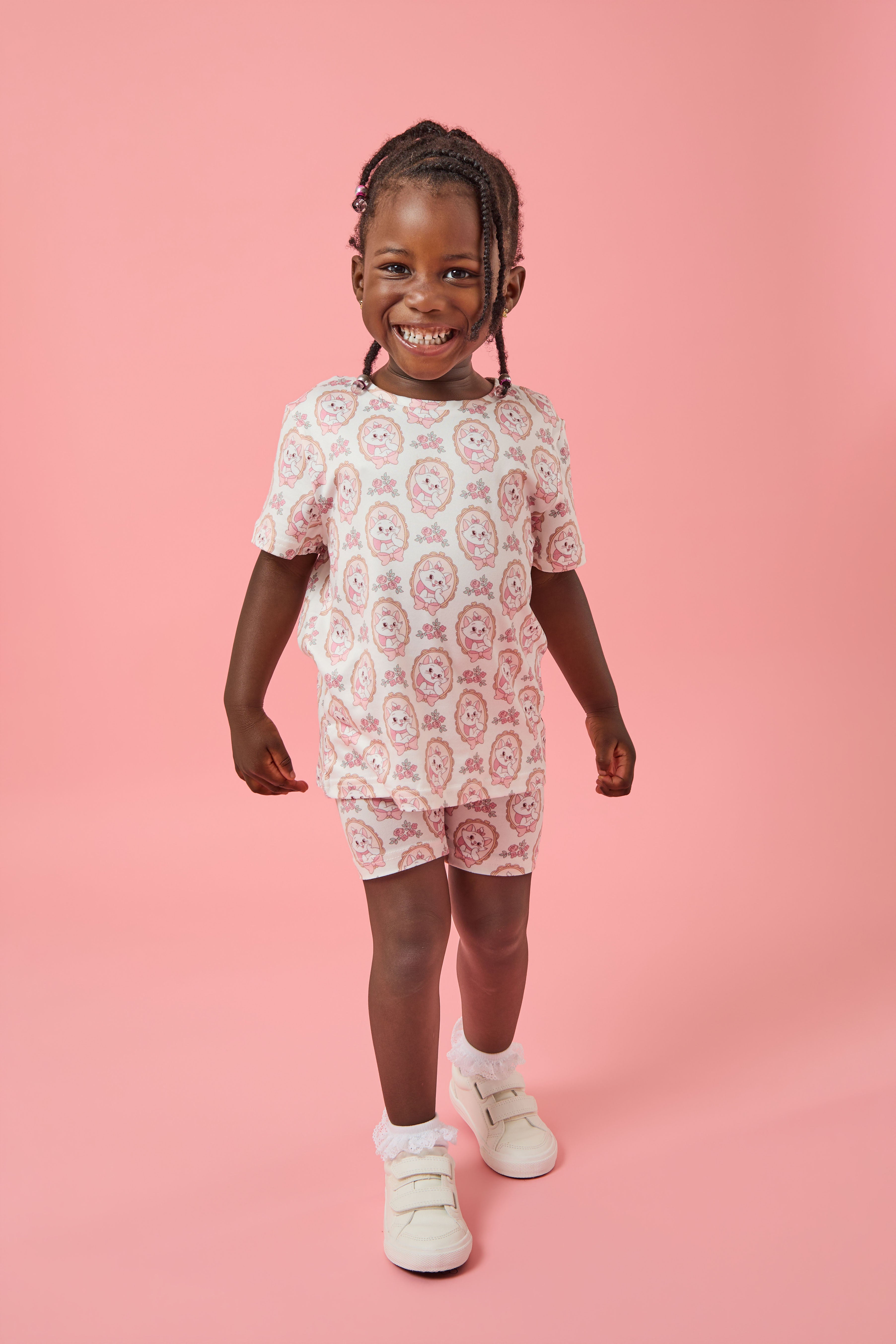 Pink kitty cycle set