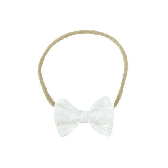 White daise hair accessory