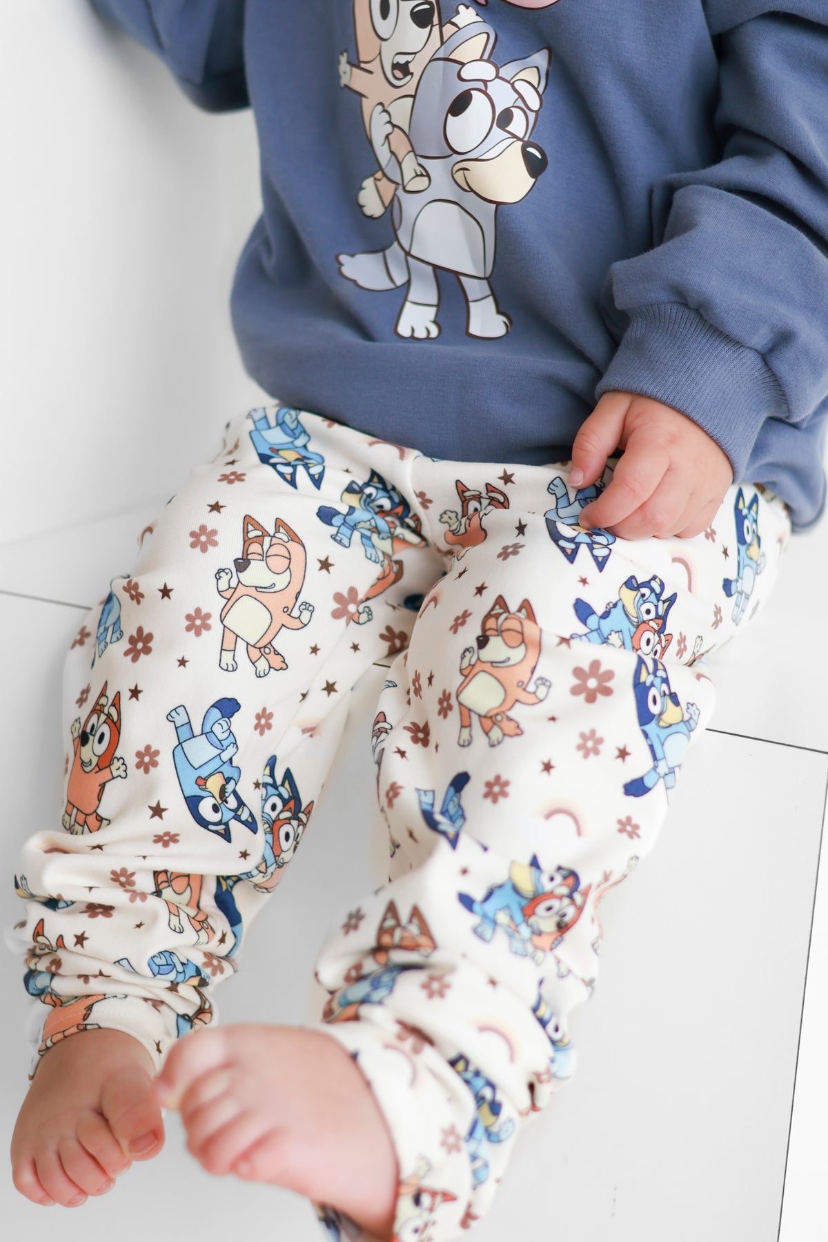 Blue dog leggings