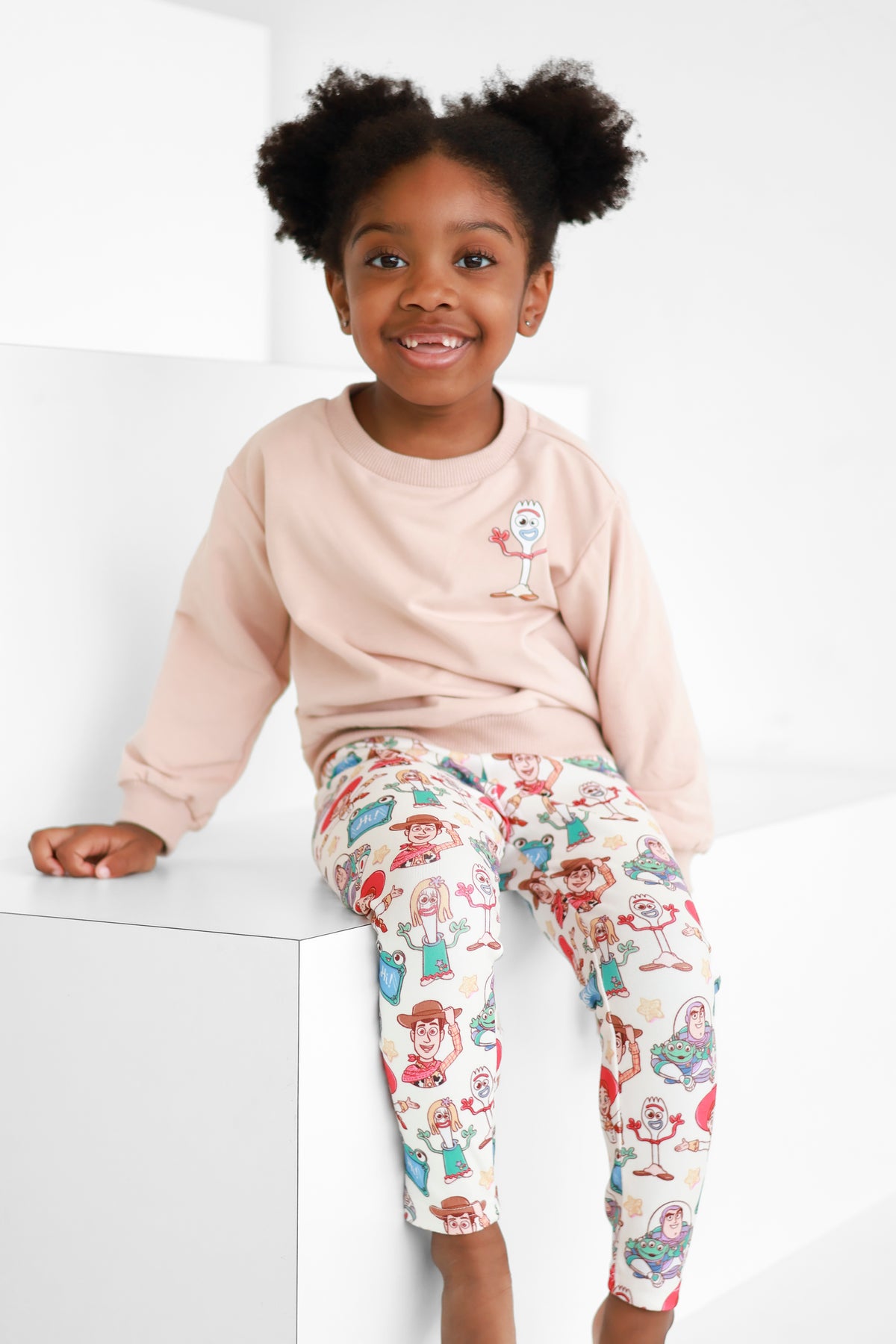 Toy friends sweatshirt