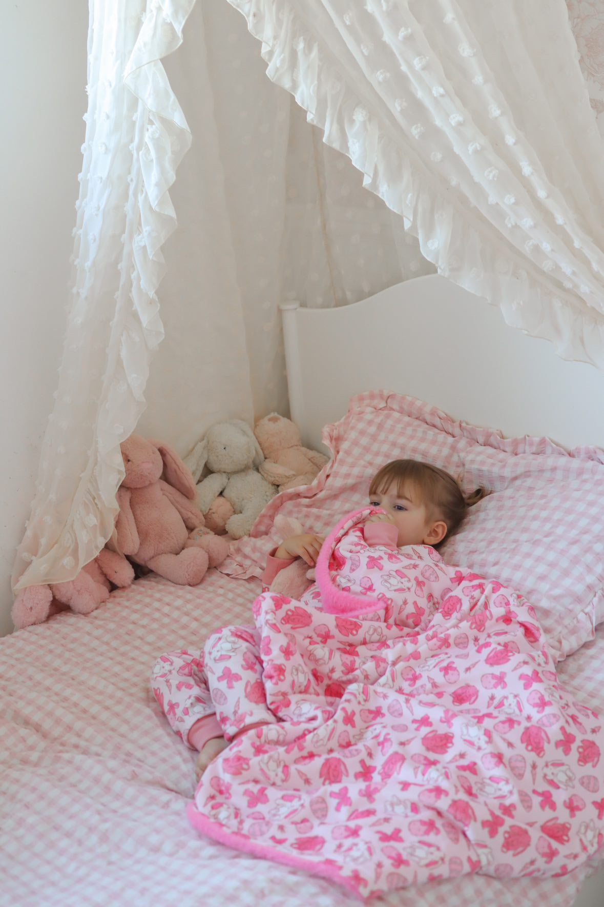 Jelly bunny blanket
