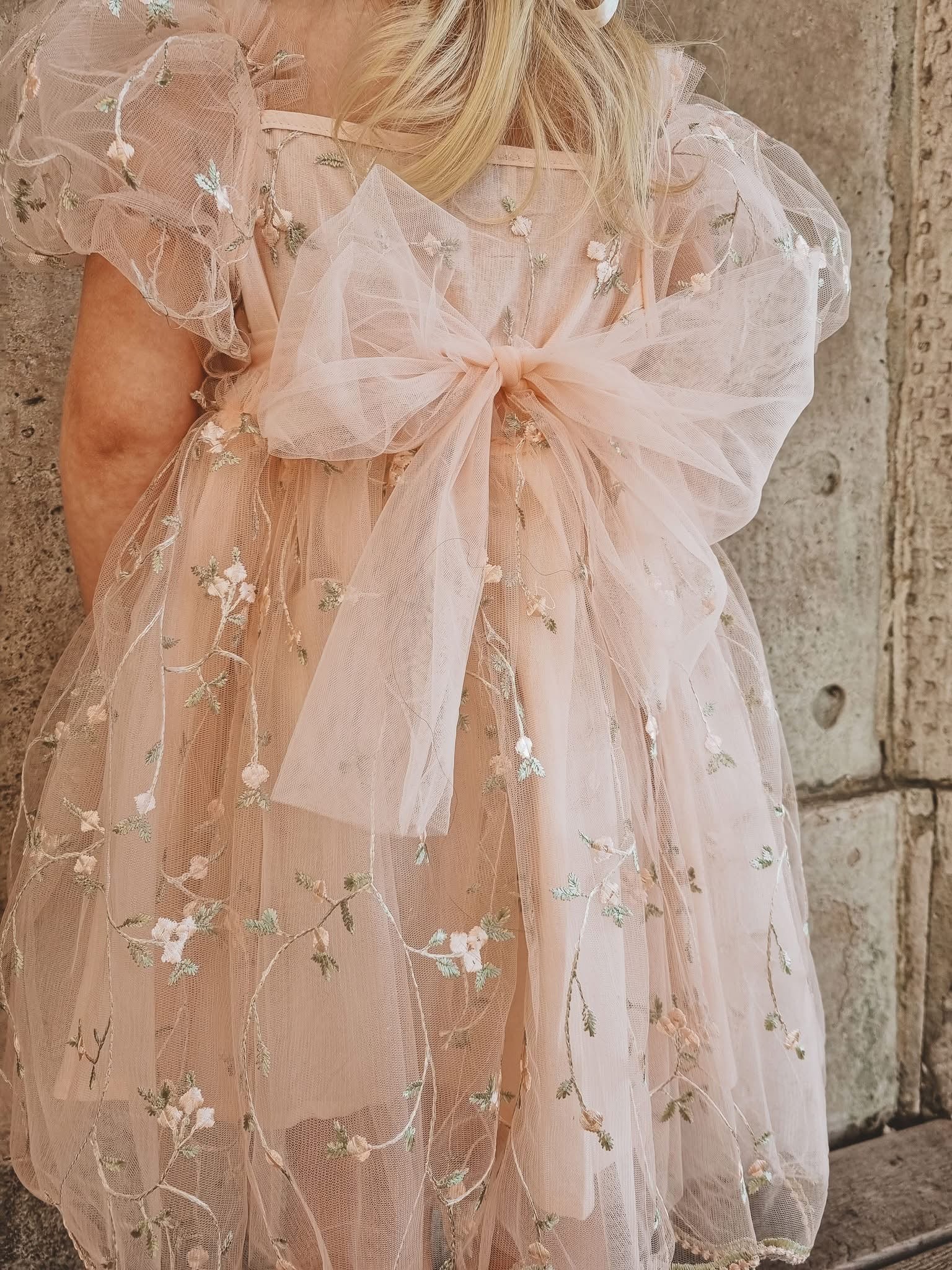 Tear drop lace dress