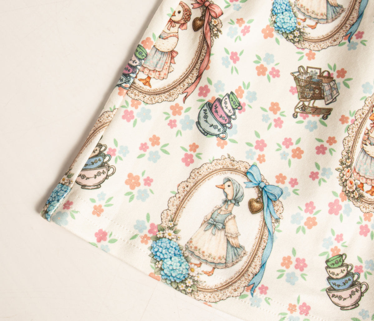 Mother goose essential dress
