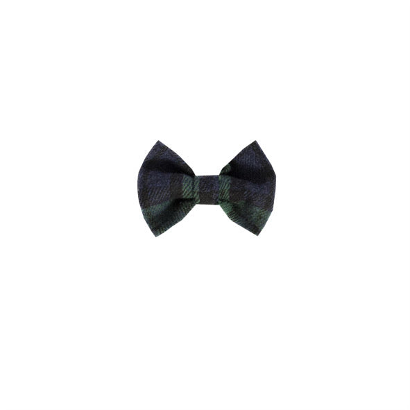 Green tartan hair accessory