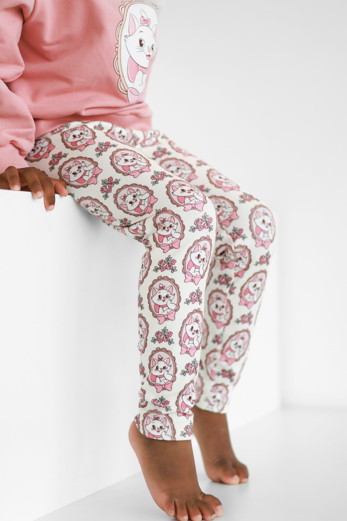 Pink kitty leggings