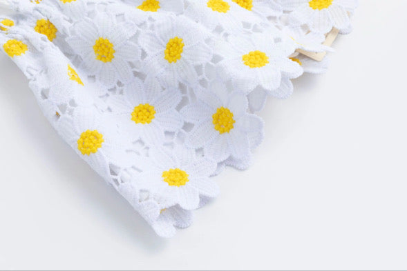 Daisy chain two piece