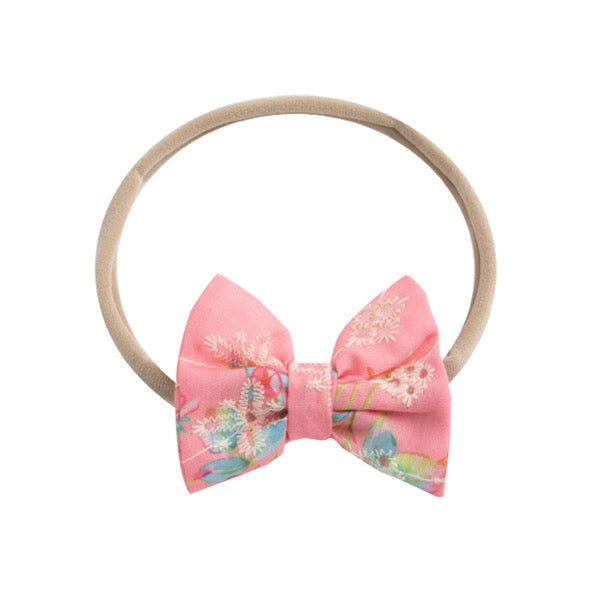Coral anglaise hair accessories